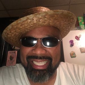 Meet your Posher, Antonio